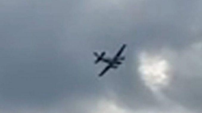 Pilot Threatens To Crash Plane Into Walmart In America