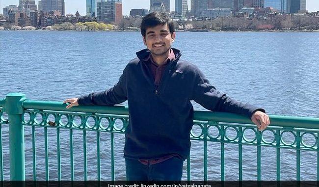 23-Year-Old Says He Landed A Job At World Bank After "600 Emails, 80 Calls"