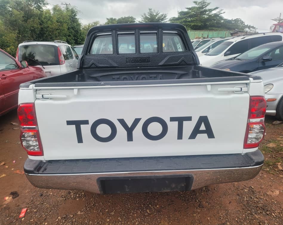 Classified: Buy 2013 Toyota Hilux In Abuja