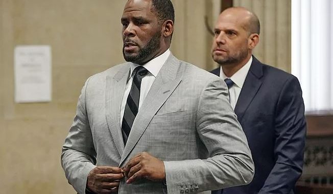 Prosecutor Drops R. Kelly Sex-Abuse Charges In Chicago