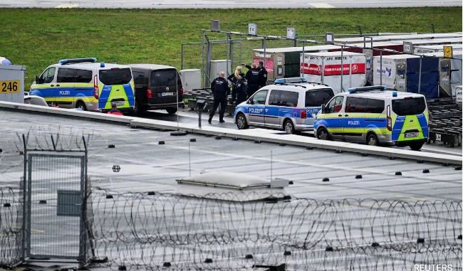 Hostage Standoff at Hamburg Airport Continues for Over 12 Hours